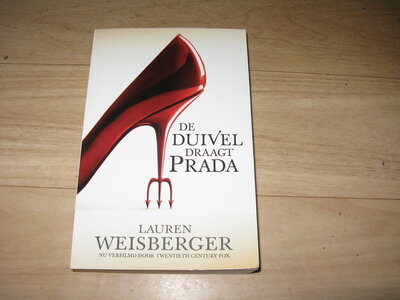 Lauren Weisberger - De duivel draagt prada