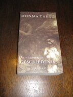 Donna-Tart-De-verborgen-geschiedenis