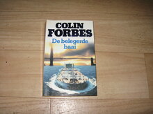 Colin-Forbes-De-belegerde-baai