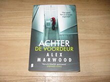 Alex-Marwood-Achter-de-voordeur