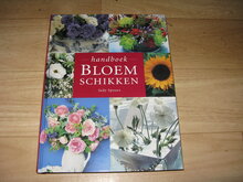 Judy-Spours-Hanboek-Bloemschikken